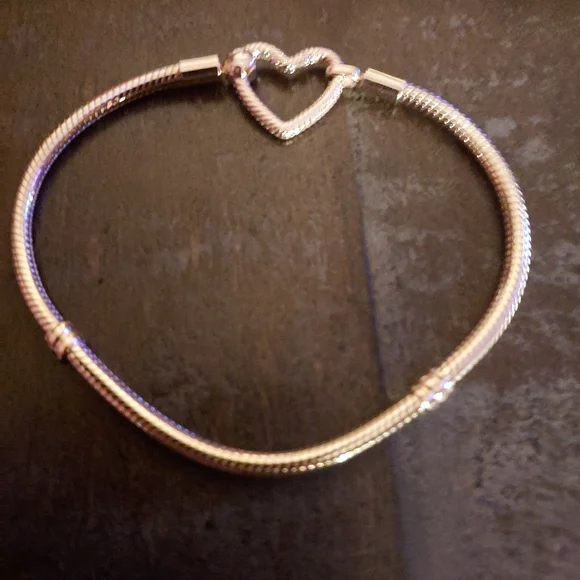 14k Gold Pandora Bracelet - Picture 6 of 7